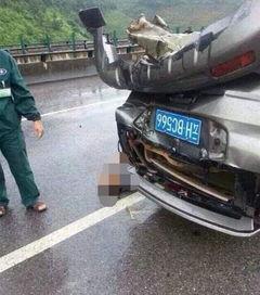 国产车路上车祸视频,揭秘事故现场，安全警示录