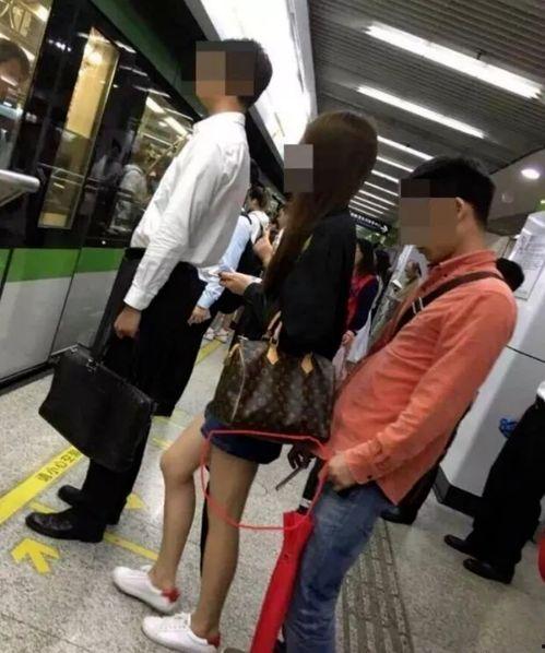 国产偷拍夏天走光视频,揭秘国产偷拍视频的隐私危机 第2张 国产偷拍夏天走光视频,揭秘国产偷拍视频的隐私危机 第2张