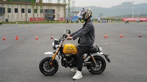 国产最强迷你摩托车视频,揭秘最强迷你摩托车震撼性能