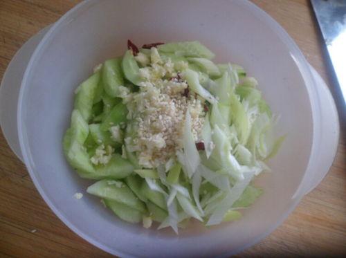 国产腌黄瓜评测视频在线播放,口感与品质的双重盛宴